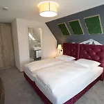 Landgasthof Alpenblick An Der Wutachschlucht Suedschwarzwald 3*