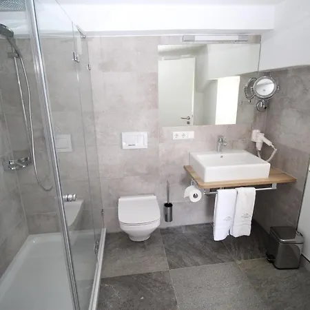 Hotel Landgasthof Alpenblick An Der Wutachschlucht Suedschwarzwald 3*