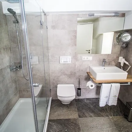 Hotel Landgasthof Alpenblick An Der Wutachschlucht Suedschwarzwald Löffingen